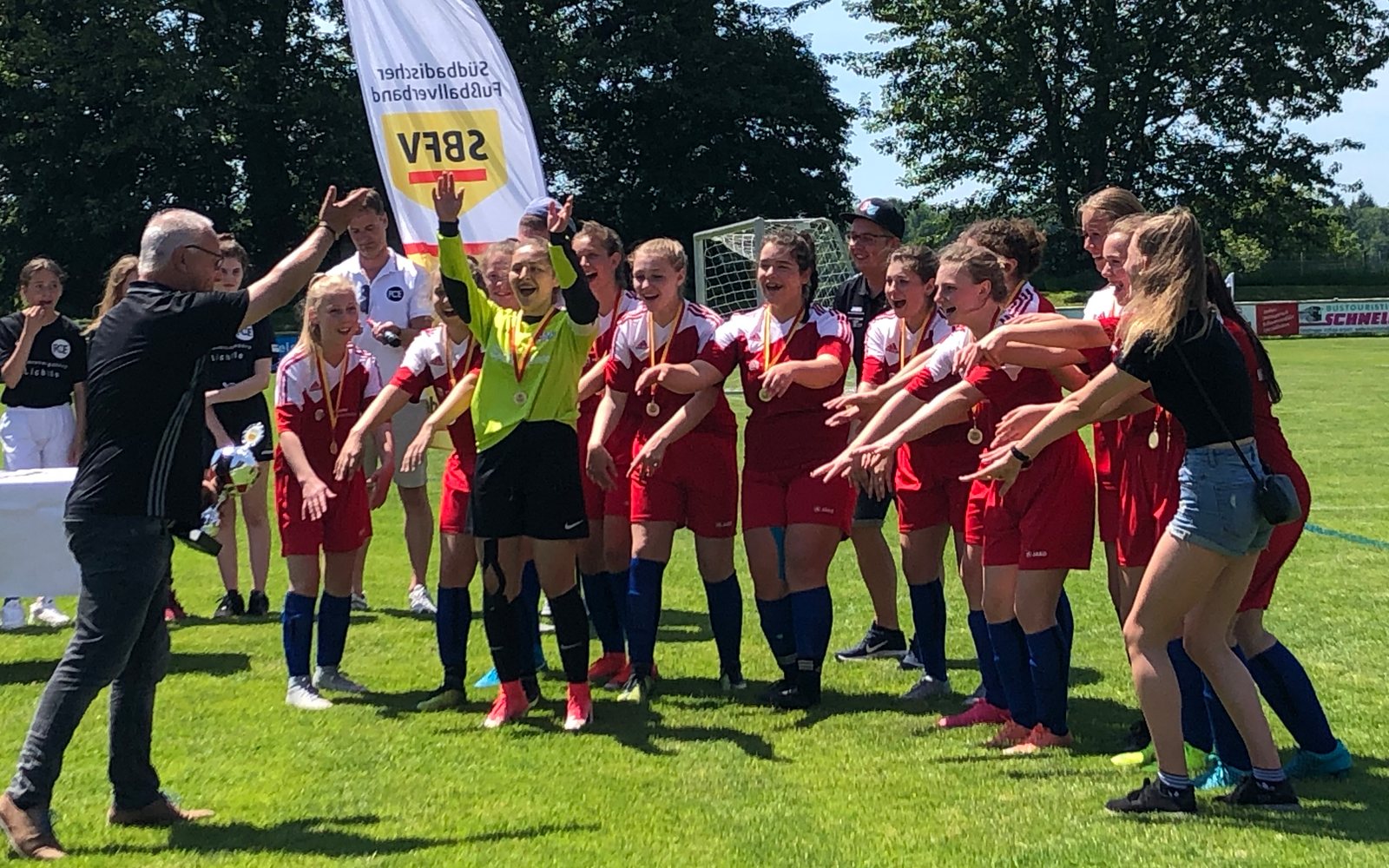 B-Juniorinnen gewinnen den Bezirkspokal 2019